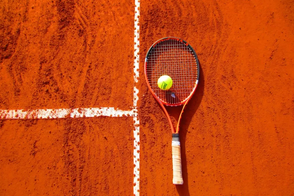 tennis racket on a tennis court